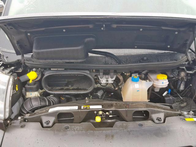 3C6TRVAG1JE156138 - 2018 RAM PROMASTER 黑色 照片 7