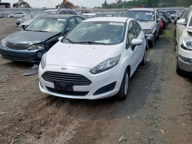 3FADP4TJ5GM170649 - 2016 FORD FIESTA S WHITE photo 2