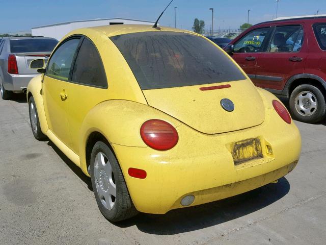 3VWCA21C9YM403477 - 2000 VOLKSWAGEN NEW BEETLE Sarı foto 3
