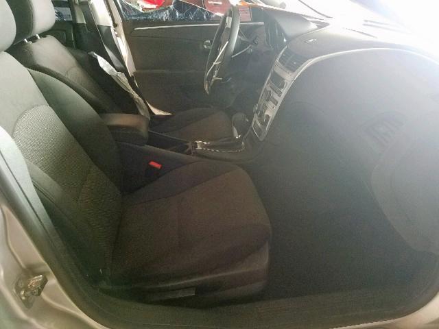 1G1ZC5E06CF392948 - 2012 CHEVROLET MALIBU 1LT SILVER photo 5