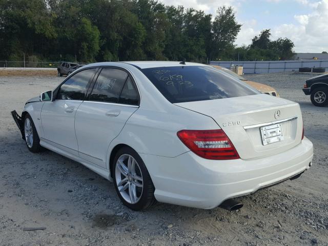 WDDGF4HBXCA716158 - 2012 MERCEDES-BENZ C 250 WHITE photo 3