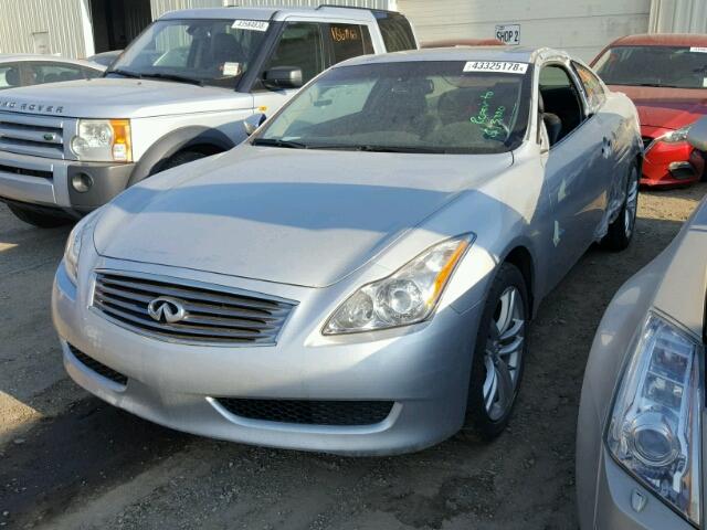 JN1CV6ELXAM150201 - 2010 INFINITI G37 SILVER photo 2