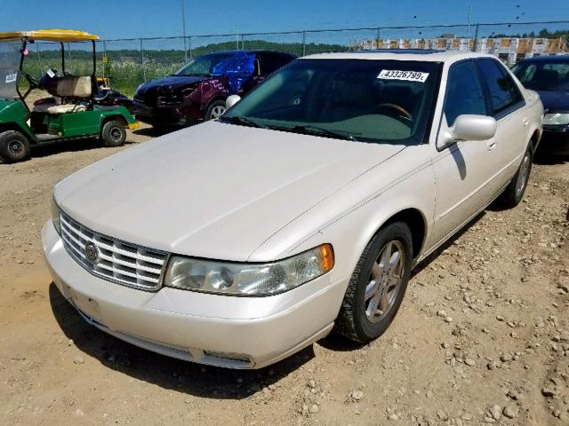 1G6KS54YX3U127483 - 2003 CADILLAC SEVILLE SL WHITE photo 2