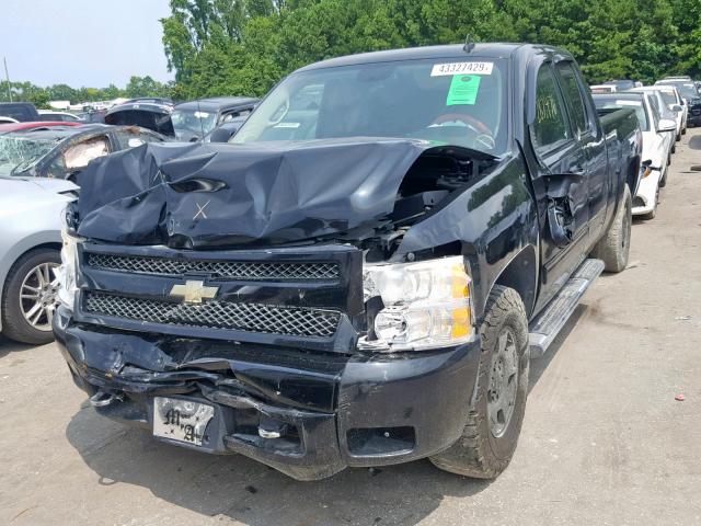 1GCSKSE33AZ227973 - 2010 CHEVROLET SILVERADO BLACK photo 2