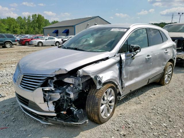 5LMCJ2C90JUL29252 - 2018 LINCOLN MKC SELECT SILVER photo 2