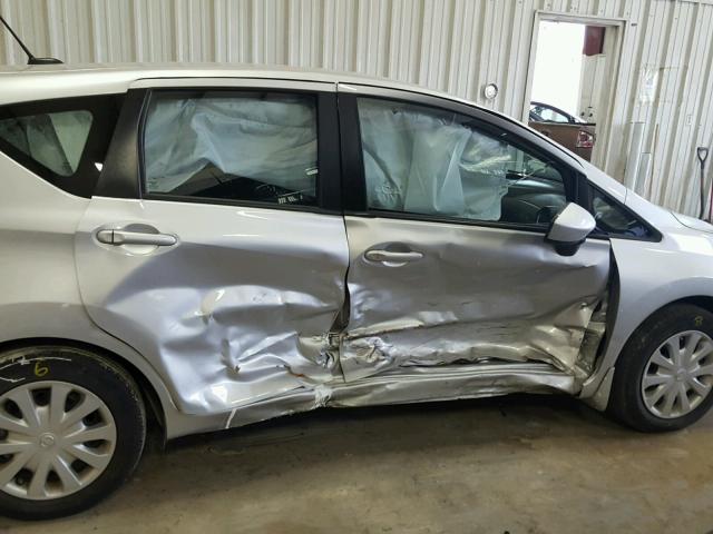 3N1CE2CP0GL372943 - 2016 NISSAN VERSA NOTE SILVER photo 9