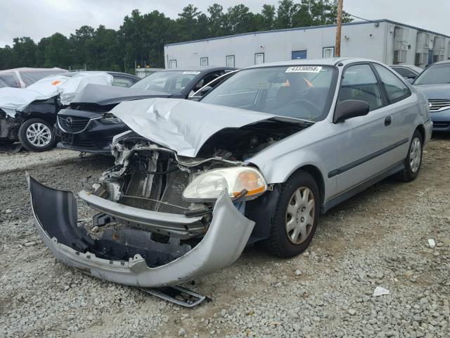 1HGEJ6223WL105354 - 1998 HONDA CIVIC DX SILVER photo 2