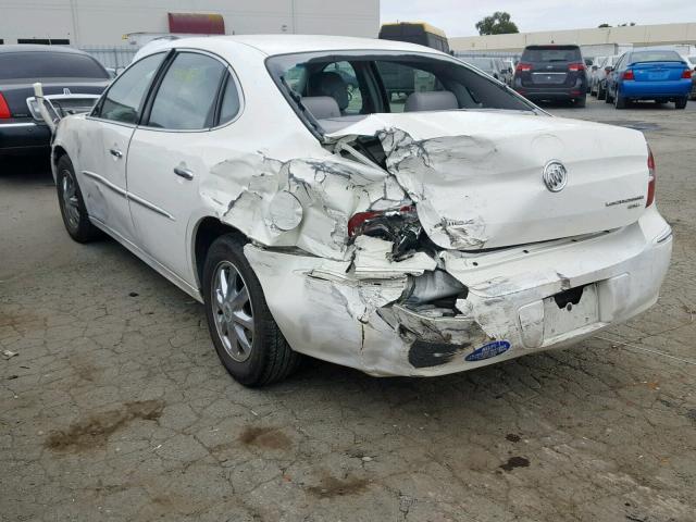 2G4WD532551315280 - 2005 BUICK LACROSSE C WHITE photo 3