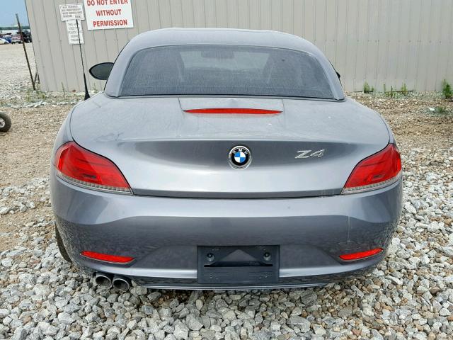 WBALM5C53BE380430 - 2011 BMW Z4 SDRIVE3 GRAY photo 6