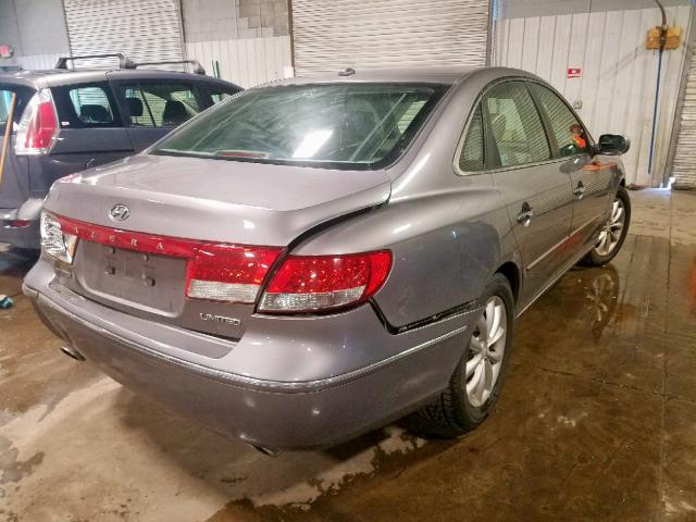 KMHFC46FX7A218774 - 2007 HYUNDAI AZERA SE GRAY photo 4