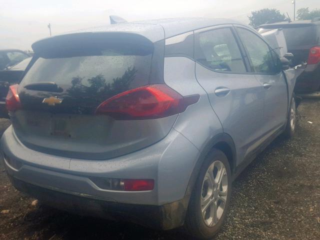 1G1FW6S00H4146744 - 2017 CHEVROLET BOLT EV LT BLUE photo 4