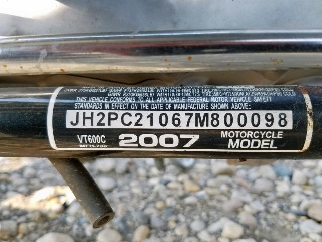 JH2PC21067M800098 - 2007 HONDA VT600 C BLACK photo 10