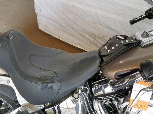 1HD1BXB114Y066270 - 2004 HARLEY-DAVIDSON FLSTFI BROWN photo 5