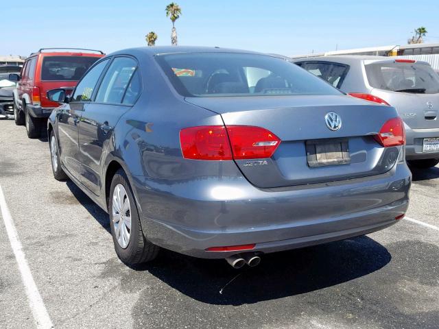 3VW2K7AJ8EM256360 - 2014 VOLKSWAGEN JETTA BASE GRAY photo 3