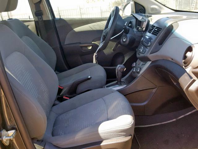 1G1JA5SH8C4219036 - 2012 CHEVROLET SONIC LS GRAY photo 5