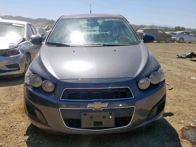 1G1JA5SH8C4219036 - 2012 CHEVROLET SONIC LS GRAY photo 9