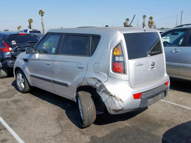 KNDJT2A28A7144654 - 2010 KIA SOUL + GRAY photo 3