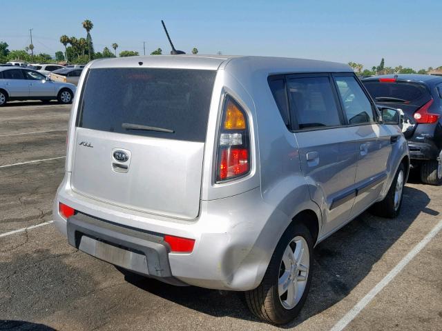 KNDJT2A28A7144654 - 2010 KIA SOUL + GRAY photo 4