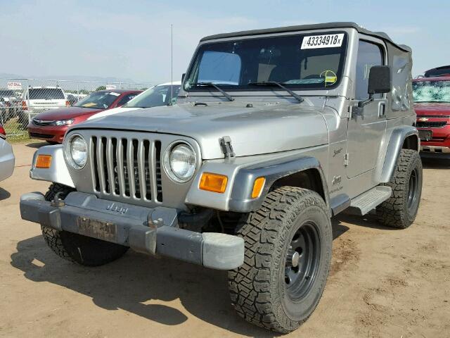 1J4FA49S72P721276 - 2002 JEEP WRANGLER / GRAY photo 2