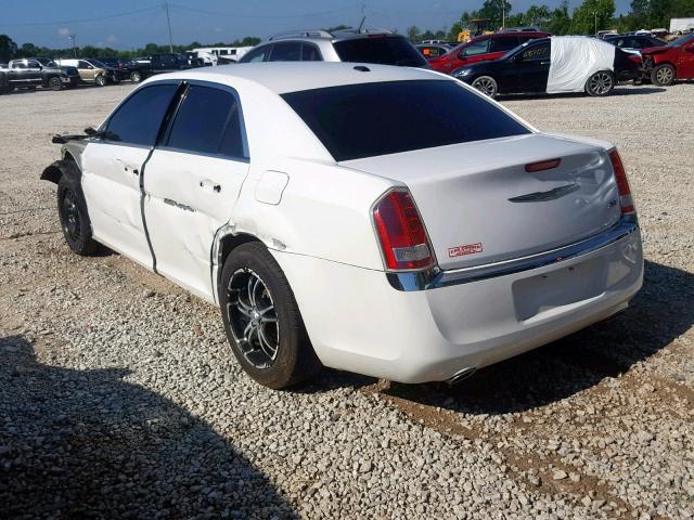 2C3CCACG4CH212410 - 2012 CHRYSLER 300 LIMITE WHITE photo 3