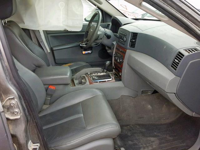 1J8HR58M47C698143 - 2007 JEEP GRAND CHER GRAY photo 5