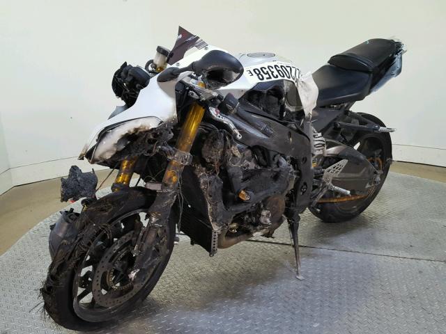 WB1051707BZV43564 - 2011 BMW S 1000 RR WHITE photo 4