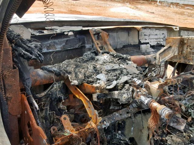 1FTWW31P65EC06410 - 2005 FORD F350 SRW S BURN photo 8