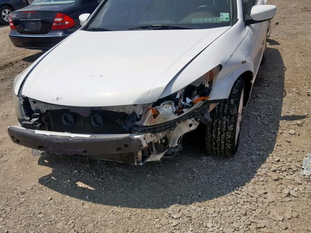 1HGCP26838A157837 - 2008 HONDA ACCORD EXL WHITE photo 9