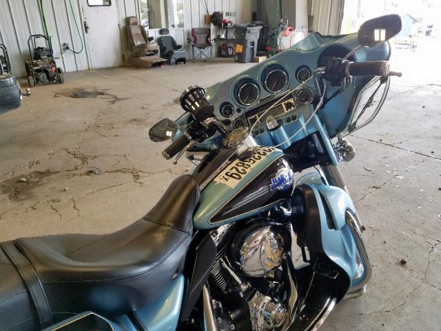 1HD1FC4167Y625780 - 2007 HARLEY-DAVIDSON FLHTCUI BLUE photo 5