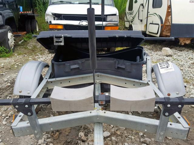 4KF821113GG000850 - 2000 UTILITY TRAILER SILVER photo 5