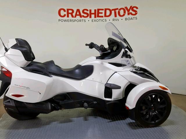 2BXNBDD2XJV003313 - 2018 CAN-AM SPYDER ROA WHITE photo 1