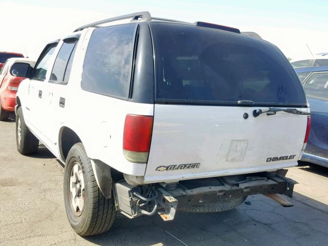 1GNDT13X23K157990 - 2003 CHEVROLET BLAZER WHITE photo 3