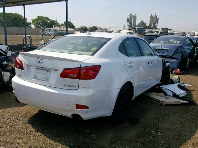 JTHBE262172009916 - 2007 LEXUS IS 350 WHITE photo 4