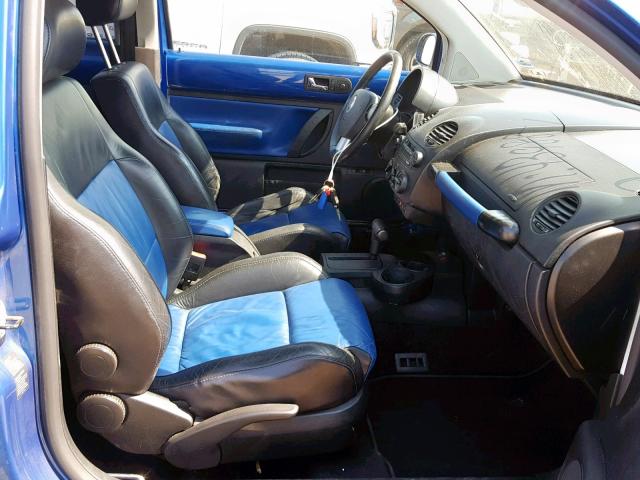 3VWCD21C93M439881 - 2003 VOLKSWAGEN NEW BEETLE ლურჯი ფოტო 5