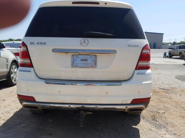 4JGBF7BE4CA799025 - 2012 MERCEDES-BENZ GL 450 4MA WHITE photo 9