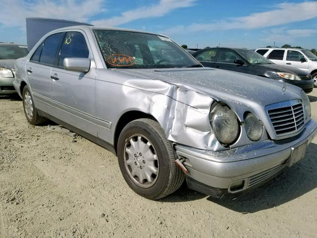 WDBJF25F4WA677114 - 1998 MERCEDES-BENZ E 300TD SILVER photo 1