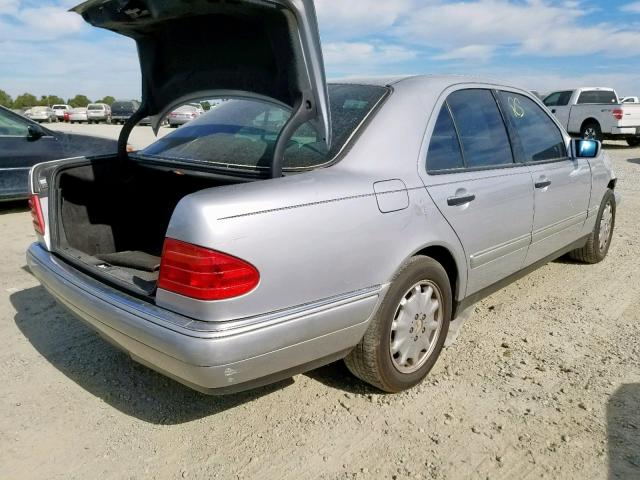 WDBJF25F4WA677114 - 1998 MERCEDES-BENZ E 300TD SILVER photo 4