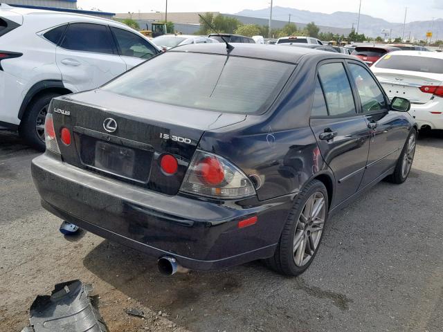 JTHBD192320054496 - 2002 LEXUS IS 300 BLACK photo 4