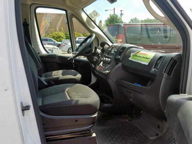 3C6TRVCG9JE138922 - 2018 RAM PROMASTER 白色 照片 5