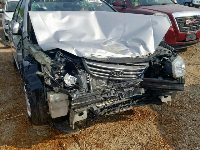 KNAFE121785530050 - 2008 KIA SPECTRA EX SILVER photo 9