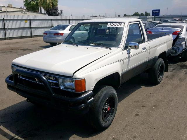 JT4VN63C2J0016623 - 1988 TOYOTA PICKUP SHO WHITE photo 2