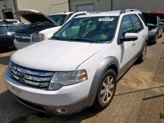 1FMDK05W28GA09368 - 2008 FORD TAURUS X S WHITE photo 2