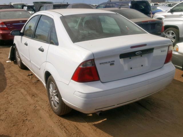 1FAFP34N26W252907 - 2006 FORD FOCUS ZX4 TAN photo 3