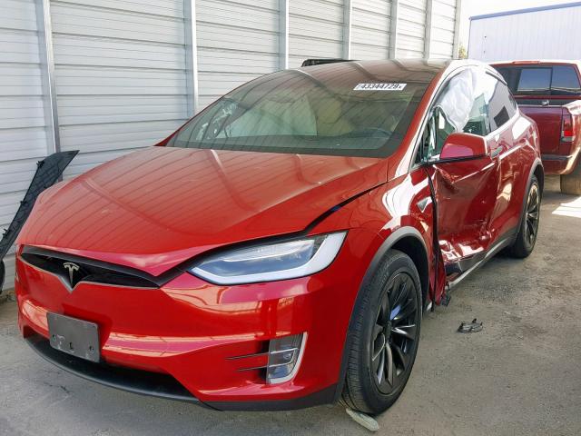 5YJXCBE20GF003388 - 2016 TESLA MODEL X RED photo 2