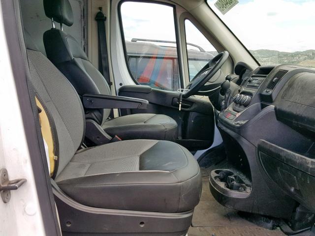 3C6TRVDG2HE519746 - 2017 RAM PROMASTER 白色 照片 5