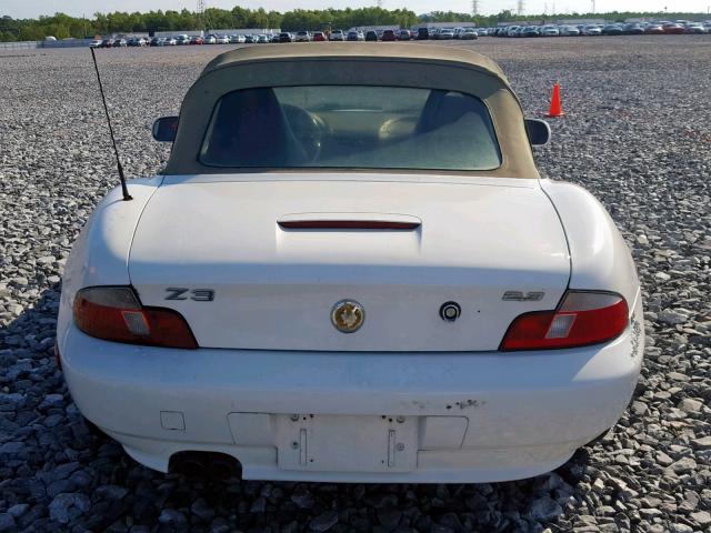 4USCH9348YLF83496 - 2000 BMW Z3 2.3 WHITE photo 6