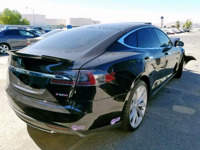 5YJSA1E4XFF110958 - 2015 TESLA MODEL S BLACK photo 4