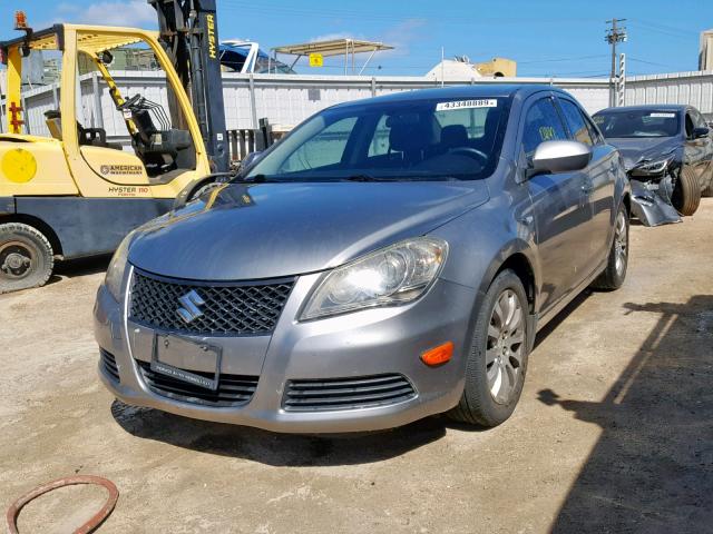 JS2RE9A37A6101207 - 2010 SUZUKI KIZASHI SE SILVER photo 2