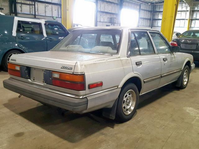 JHMSZ3422CC081581 - 1982 HONDA ACCORD SILVER photo 4