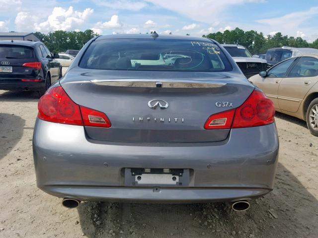 JN1CV6AR3DM355793 - 2013 INFINITI G37 GRAY photo 9